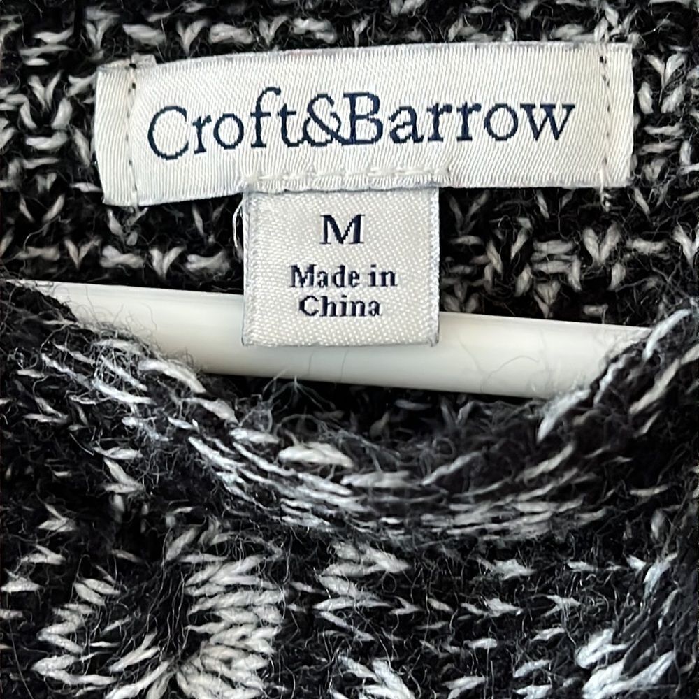 Womens’ Croft & Barrow Sweater M - Picture 3 of 5
